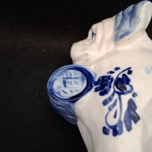 Vintage Delft Blue Ceramic Dog Coin Bank – Hand Painted Blue & White Collectible - Picture 5 of 12